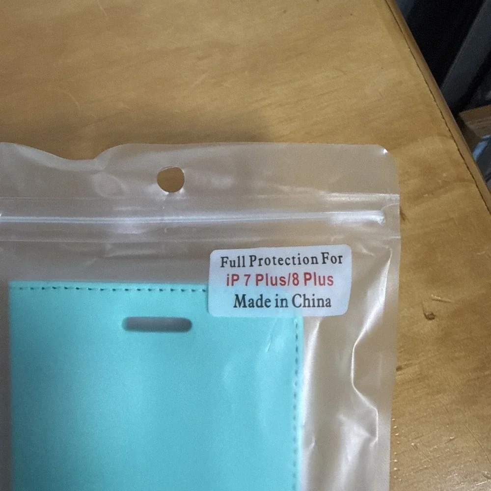 Case Wallet IPhone 7 Plus, 8 Plus Mint Green New Sealed 5.5 Inch